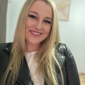 Meet your Posher, Mel